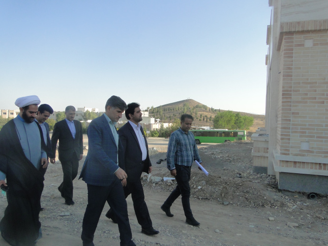 بازدید معاون اداری مالی وزارت علوم از دانشگاه فسا