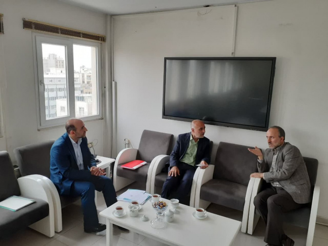 دیدار سرپرست دانشگاه به همراه نماینده محترم مجلس شورای اسلامی با دکتر داداش پور معاون وزیر علوم و رئیس سازمان امور دانشجویان
