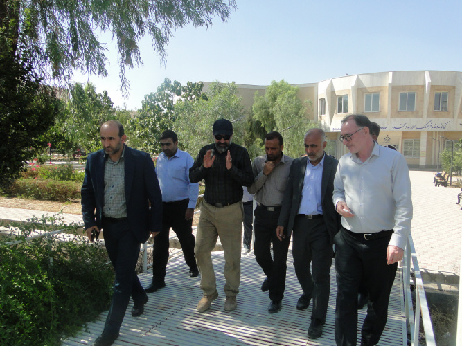 بازدید مدیرکل اداره راه وشهرسازی استان و نماینده مردم شریف شهرستان فسا در مجلس شورای اسلامی از دانشگاه فسا