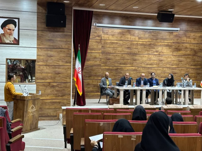 جلسه پرسش و پاسخ هیات رئیسه دانشگاه با دانشجویان