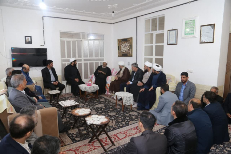 دیدار دانشگاهیان دانشگاه فسا و دانشگاه علوم پزشکی فسا با آیت الله دکتر احمد بهشتی نماینده محترم مردم استان فارس در مجلس خبرگان رهبری و حضرت حجت الاسلام و المسلمین دکتر رجبیان امام جمعه شهرستان فسا به مناسبت سالروز وحدت حوزه و دانشگاه